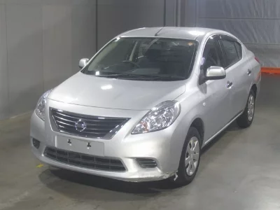 NISSAN TIIDA LATIO