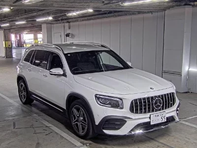MERCEDES BENZ GLB