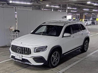 MERCEDES BENZ GLB