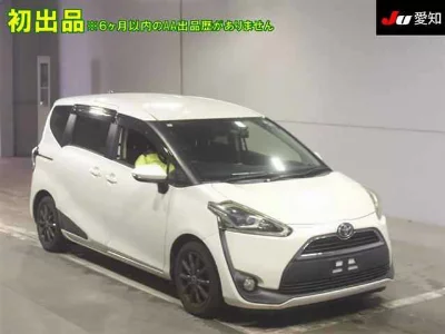 Toyota Sienta