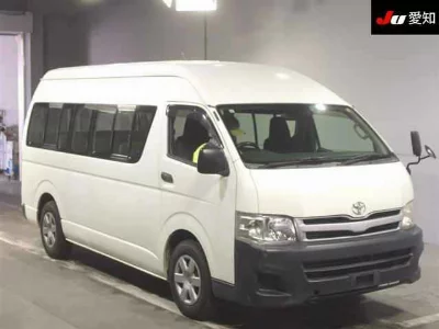 Toyota HiAce Commuter