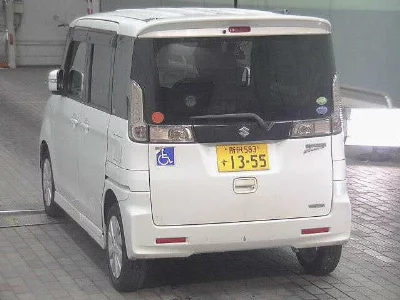 Suzuki Spacia