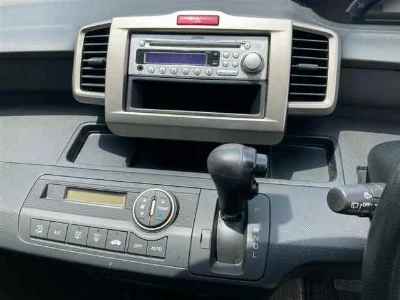 Honda FREED SPIKE