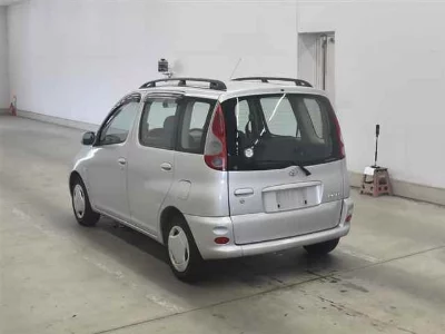 Toyota FUN CARGO