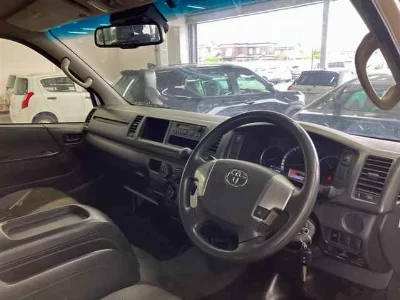 Toyota HIACE WAGON