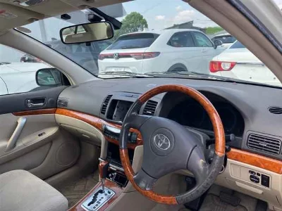 Toyota Premio