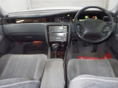 Toyota CROWN MAJESTA
