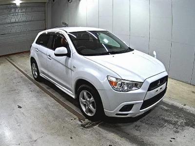 Mitsubishi RVR