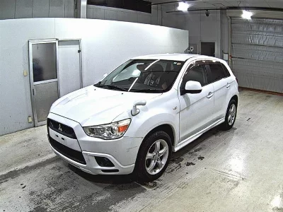 Mitsubishi RVR