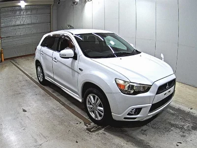 Mitsubishi RVR