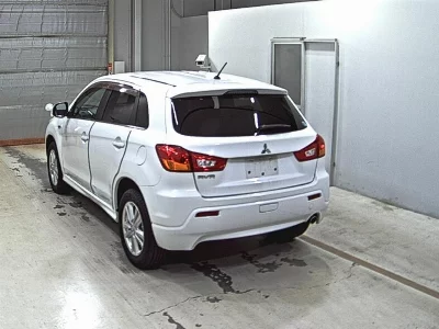 Mitsubishi RVR