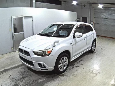 Mitsubishi RVR