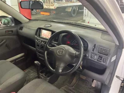 Toyota SUCCEED VAN