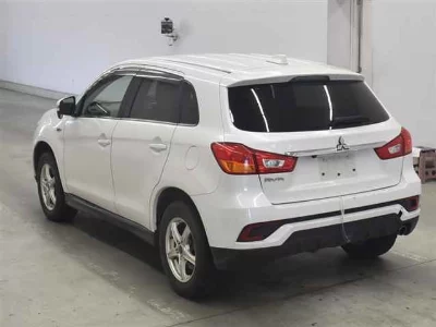 Mitsubishi RVR