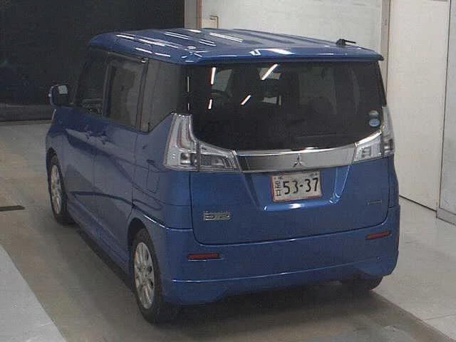 Mitsubishi Delica D:2  с аукциона в Японии