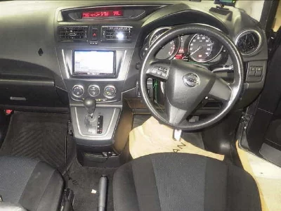 Nissan LAFESTA