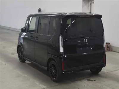 Honda N BOX CUSTOM