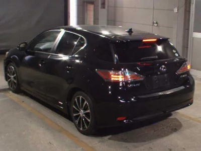 Lexus CT200h