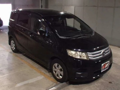 Honda Freed Spike