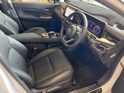 Nissan Aura