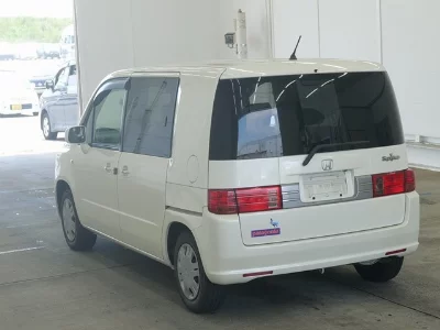 Honda Mobilio Spike