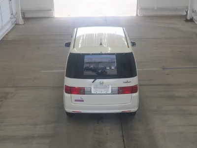 Honda Mobilio Spike