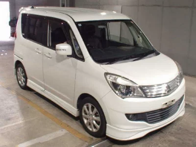 Mitsubishi Delica D:2