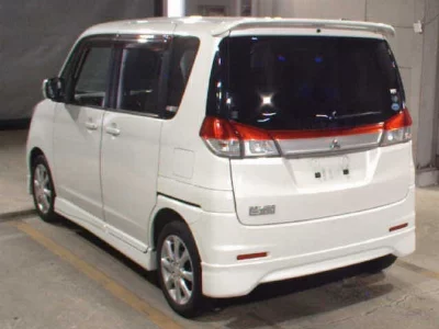 Mitsubishi Delica D:2