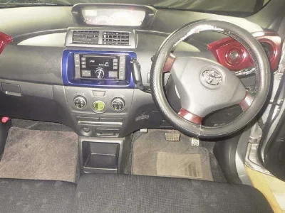 Toyota bB