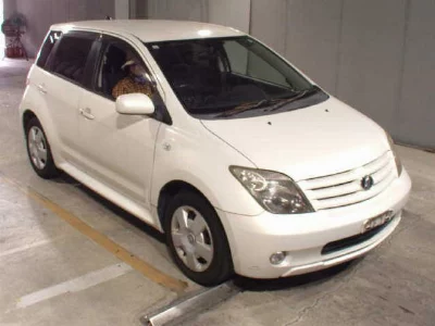 Toyota Ist