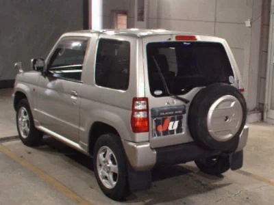 Mitsubishi Pajero Mini