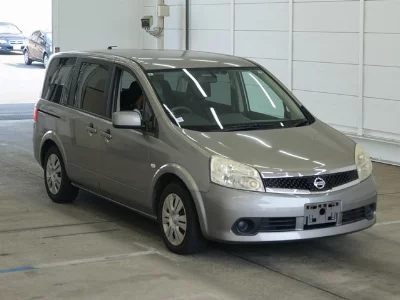 Nissan LAFESTA