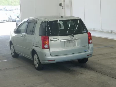 Toyota Raum