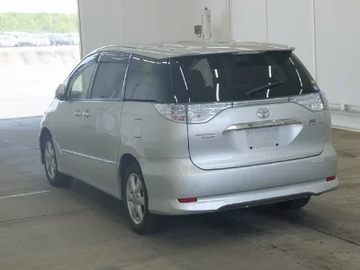 Toyota Estima Hybrid