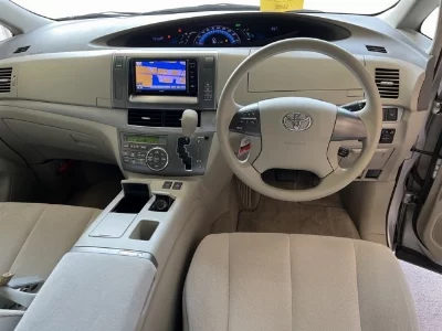 Toyota Estima Hybrid