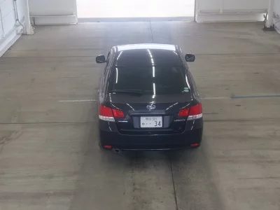 Subaru LEGACY B4