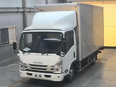 Isuzu Elf