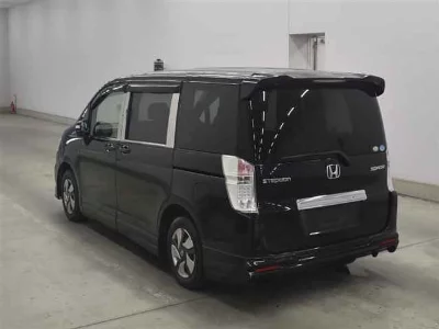 Honda STEPWGN SPADA