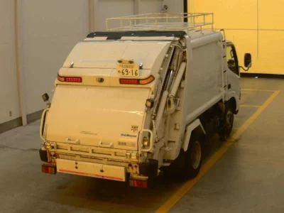Hino DUTRO