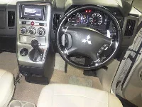 Цена авто Mitsubishi  с аукционов Японии, номер кузова CV4W, пробег 140 000, оценка 6