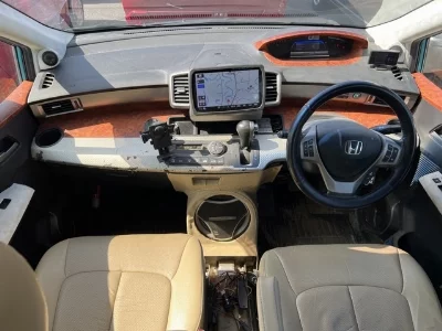 Honda Freed Spike