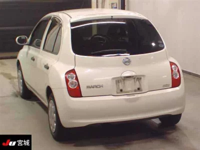 Nissan March