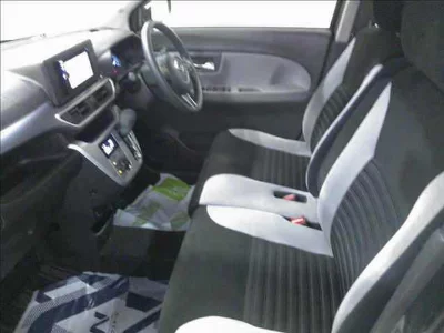 Daihatsu Cast Activa