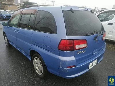 Nissan PRAIRIE LIBERTY