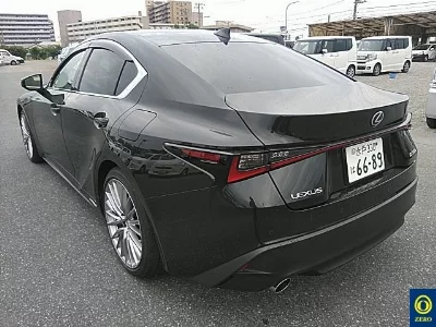 Lexus IS300h
