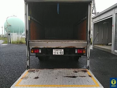 Nissan ATLAS