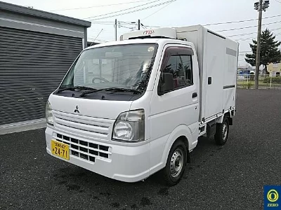 Mitsubishi Minicab Truck