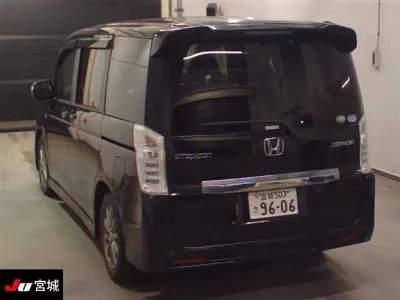 Honda STEPWGN SPADA