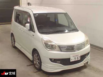 Suzuki Solio