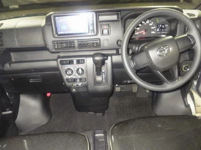 Toyota Pixis Van